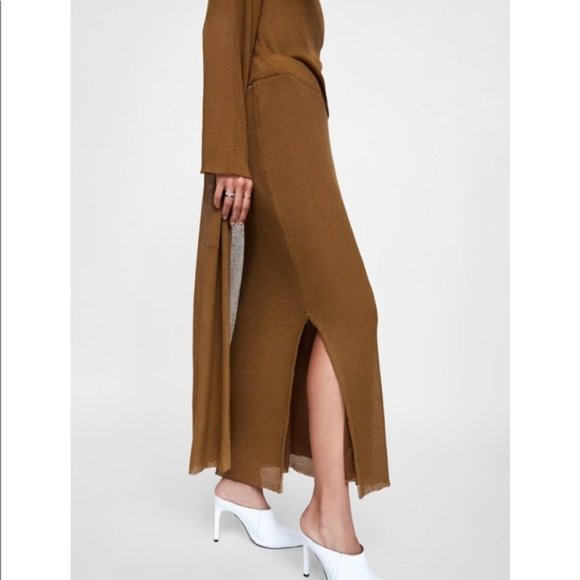 Zara Knit Set Top and Skirt in Matt Gold - Picture 8 of 16